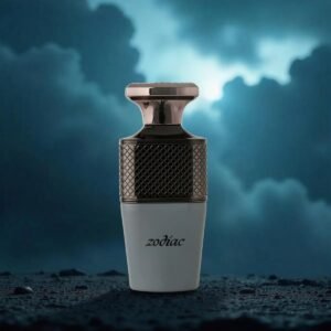 Alternative view of Woody Aromatic Men's Fragrance with Pear, Citrus, Ginger and Musk Notes